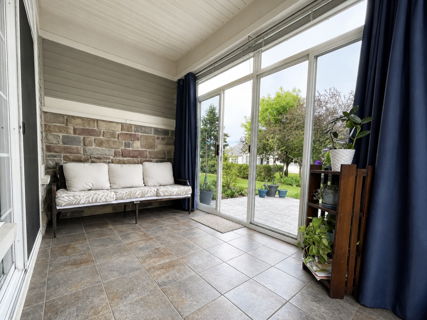 2815 NORMANDY Circle, Naperville, IL 60564