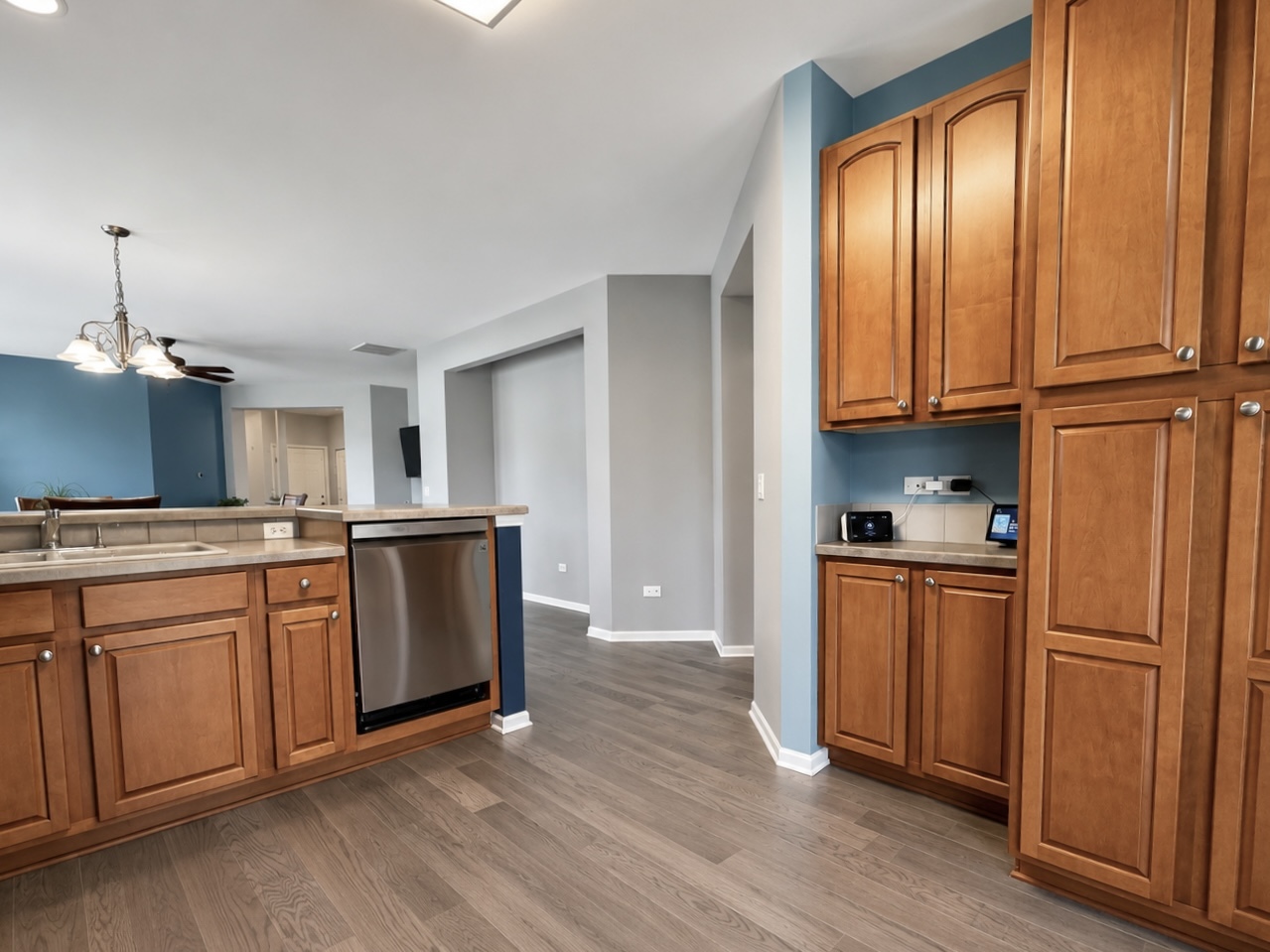 2815 NORMANDY Circle, Naperville, IL 60564