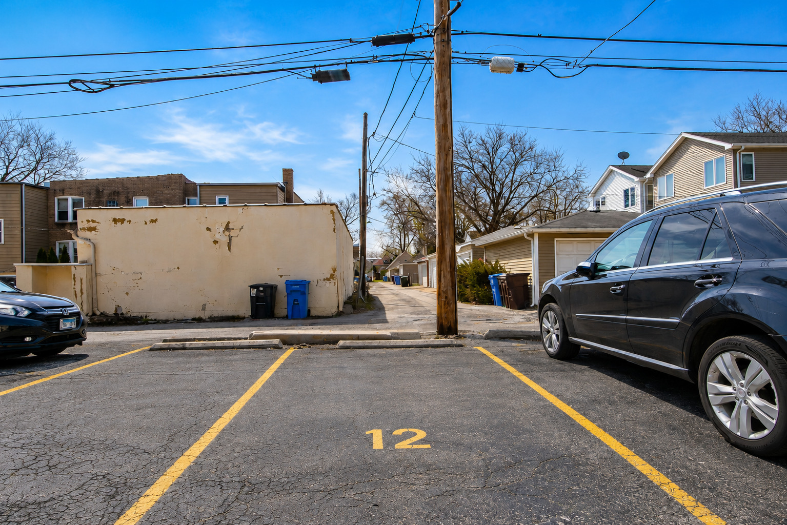5447 W Lawrence Avenue #203, Chicago, IL 60630