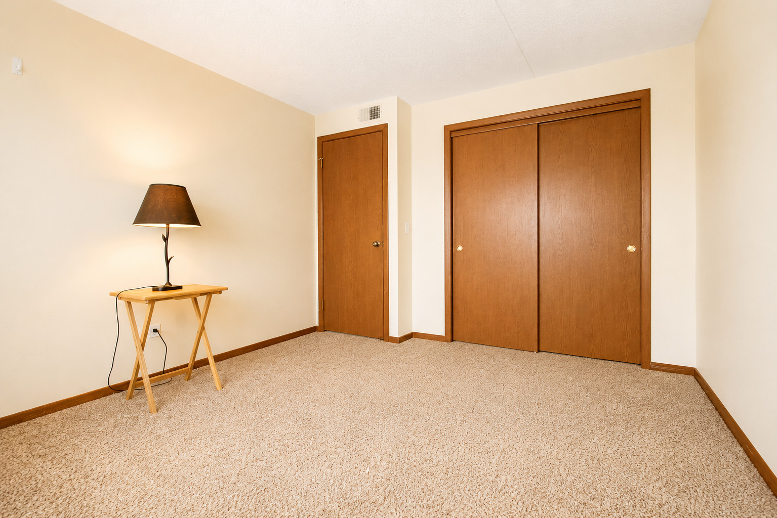 5447 W Lawrence Avenue #203, Chicago, IL 60630
