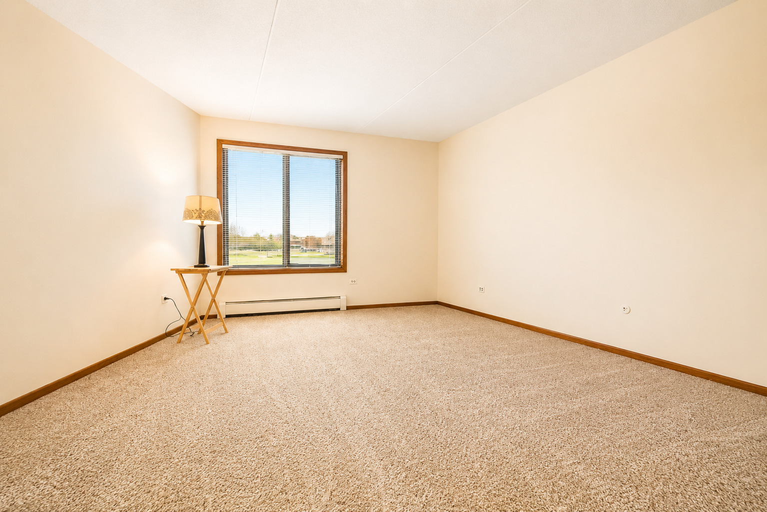 5447 W Lawrence Avenue #203, Chicago, IL 60630