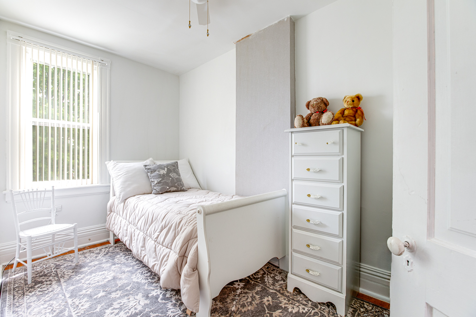 11349 S Saint Lawrence Avenue, Chicago, IL 60628