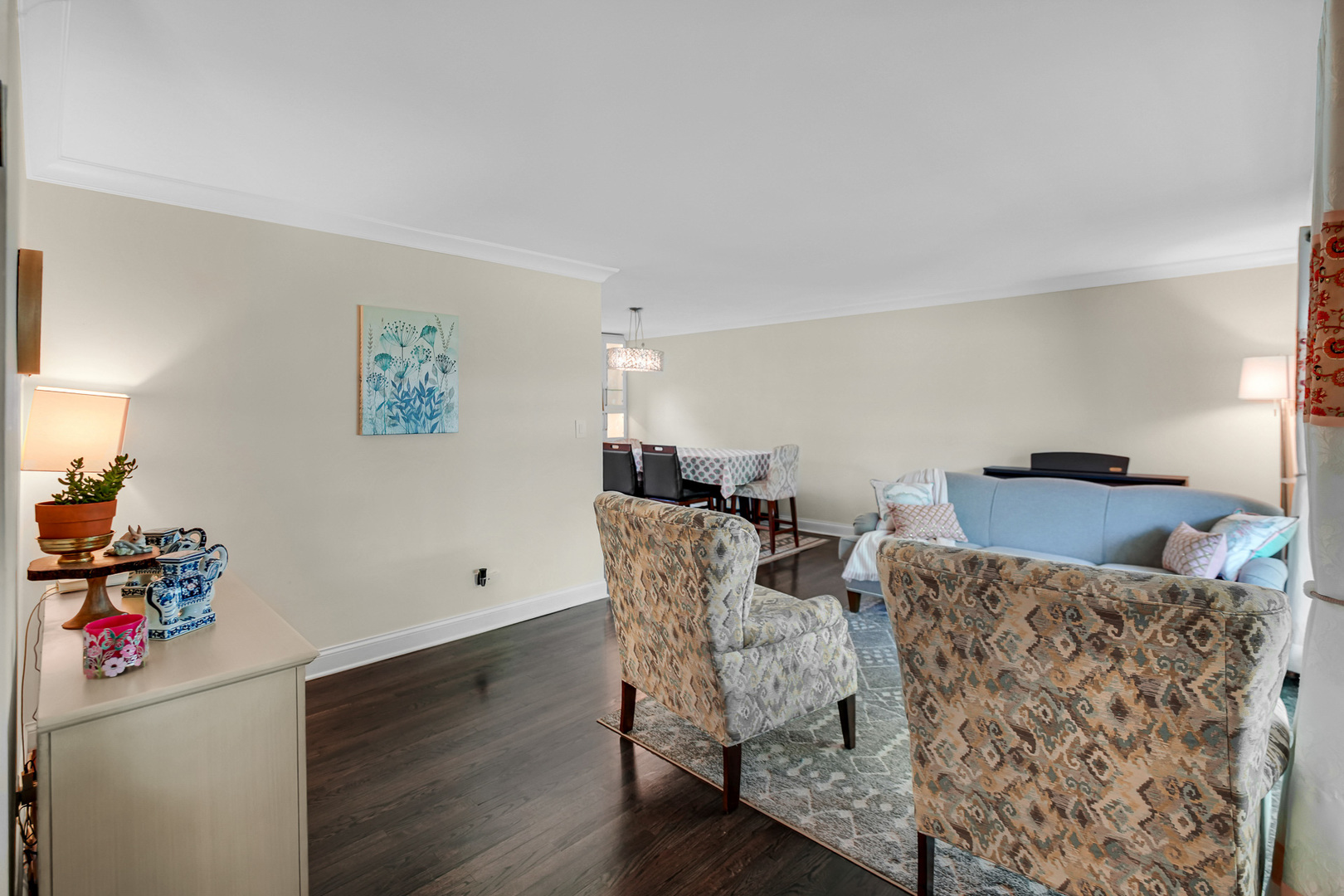 459 Sussex Court, Buffalo Grove, IL 60089