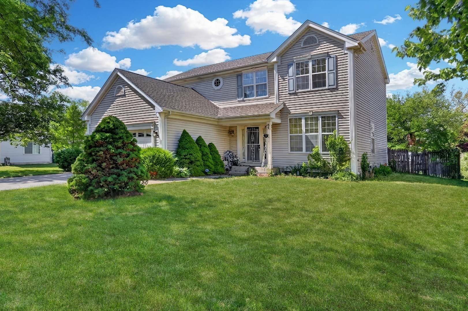 1068 Cambridge Drive, Grayslake, IL 60030