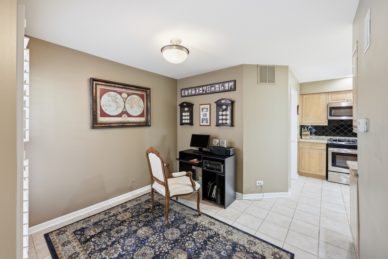 702 Clover Hill Court, Elk Grove Village, IL 60007