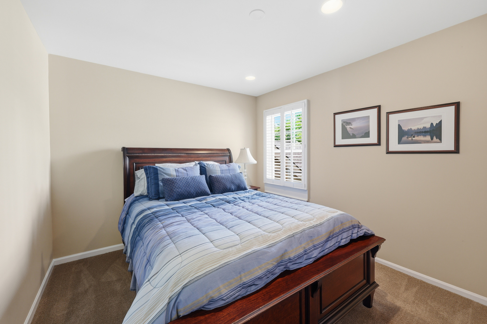 702 Clover Hill Court, Elk Grove Village, IL 60007