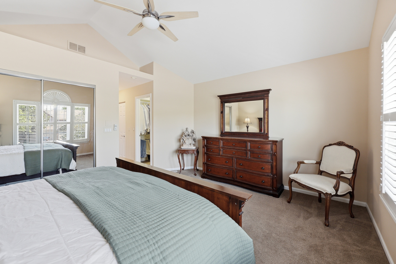 702 Clover Hill Court, Elk Grove Village, IL 60007