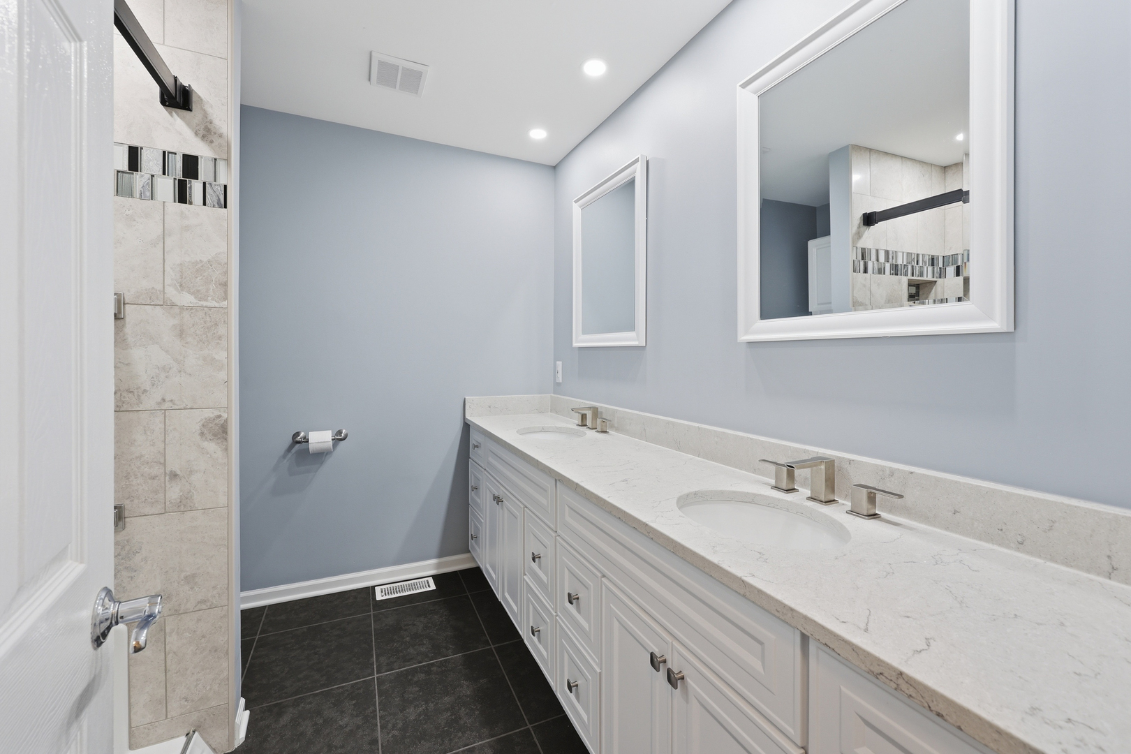 702 Clover Hill Court, Elk Grove Village, IL 60007