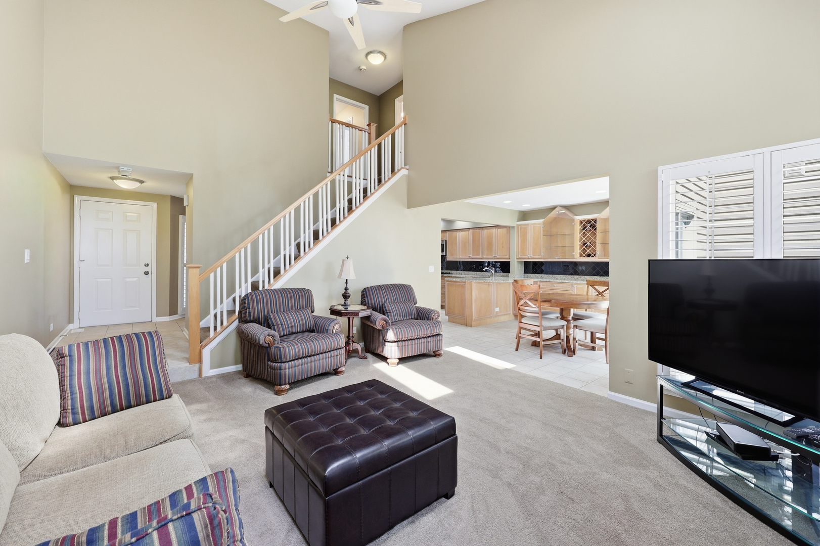702 Clover Hill Court, Elk Grove Village, IL 60007