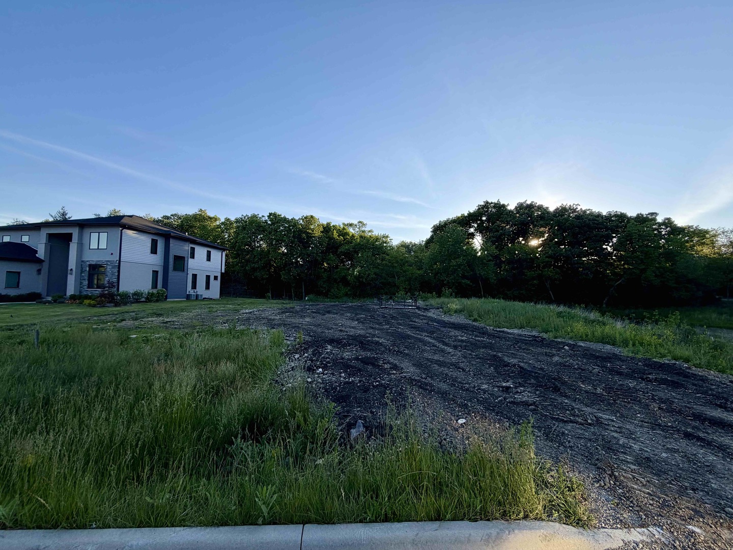 6 Stone Bridge Court, Schaumburg, IL 60193