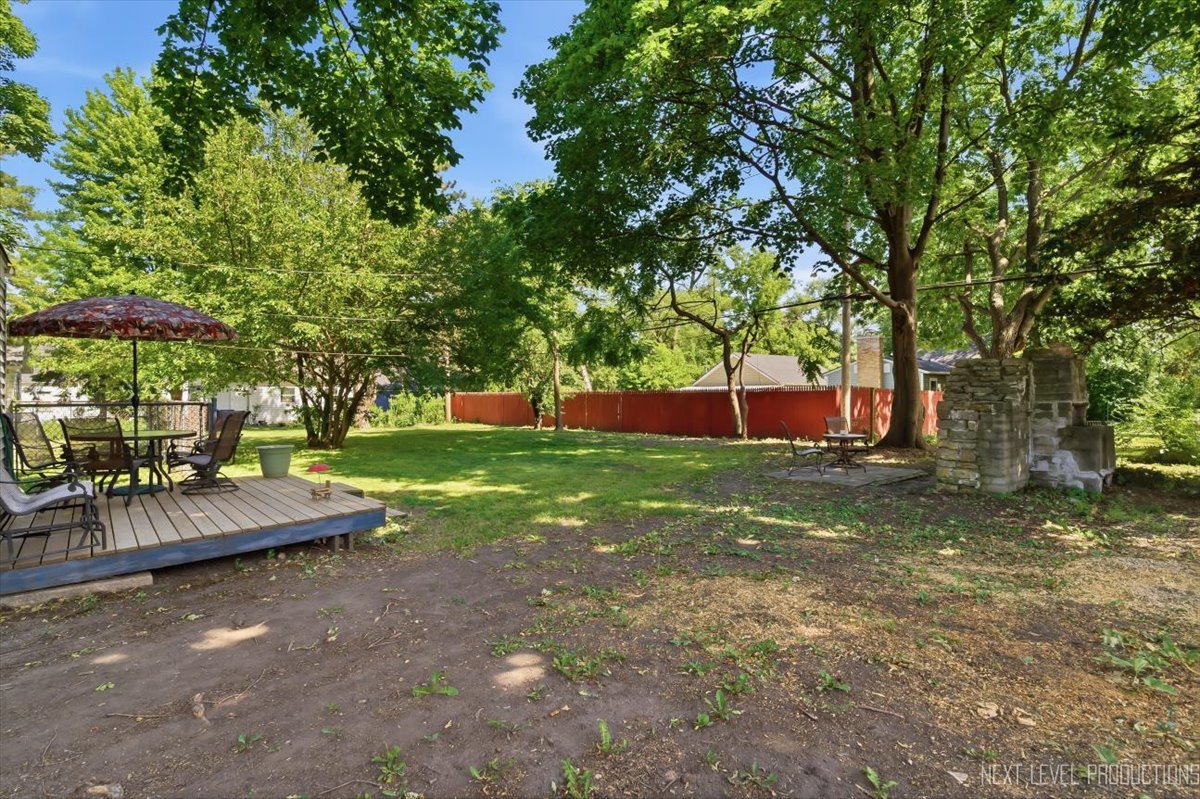 356 Lakelawn Boulevard, Aurora, IL 60506