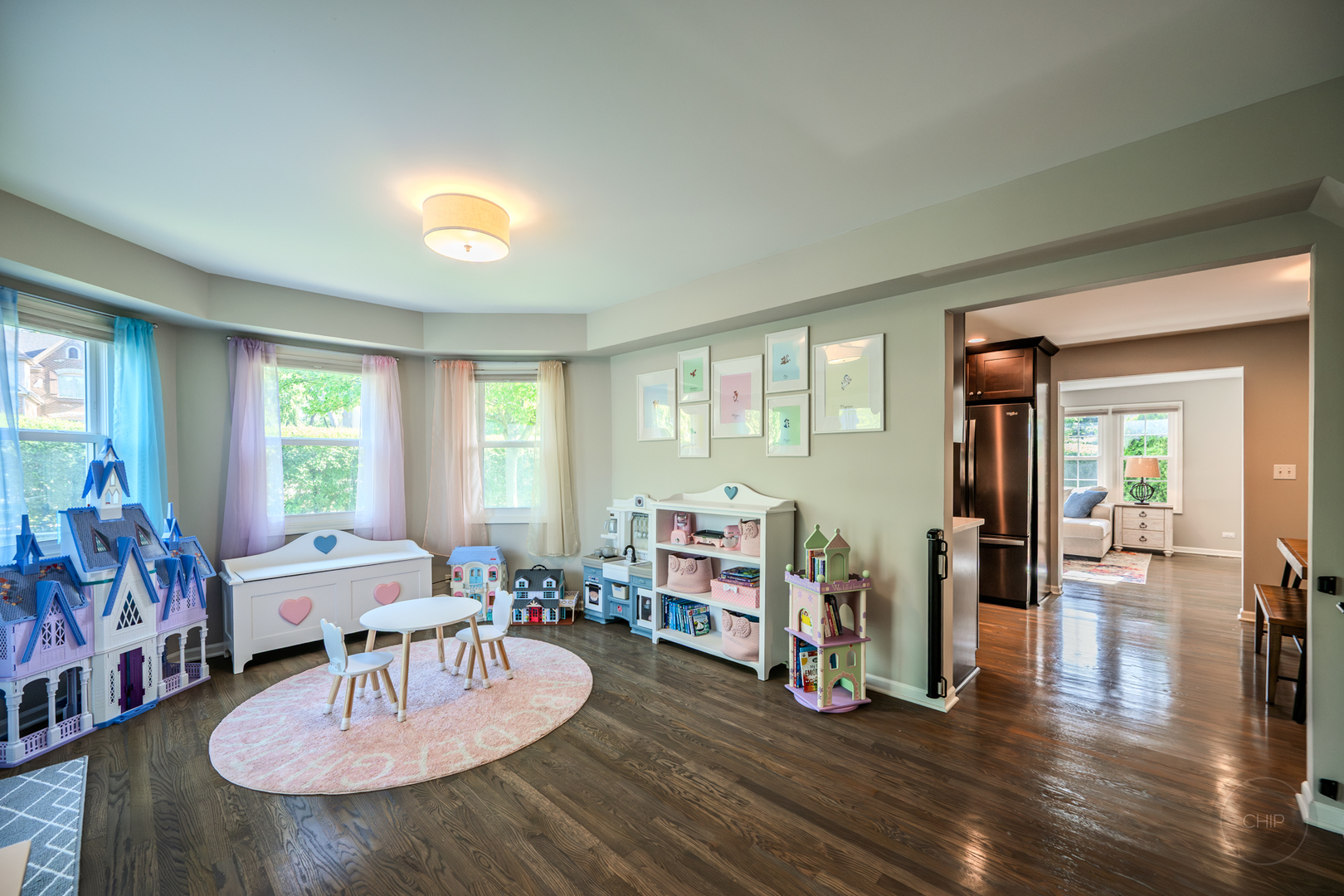 5009 Columbia Avenue, Lisle, IL 60532