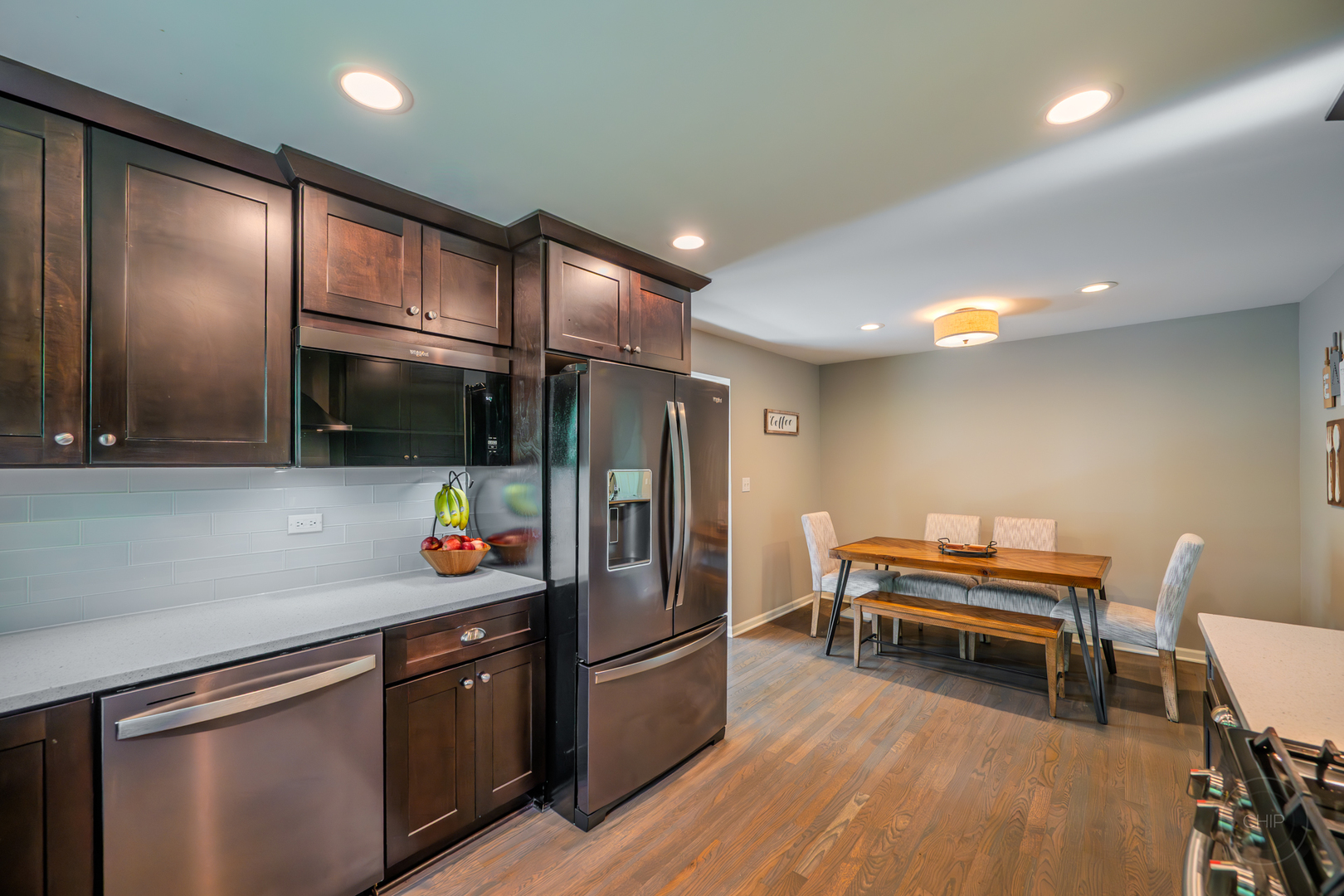5009 Columbia Avenue, Lisle, IL 60532