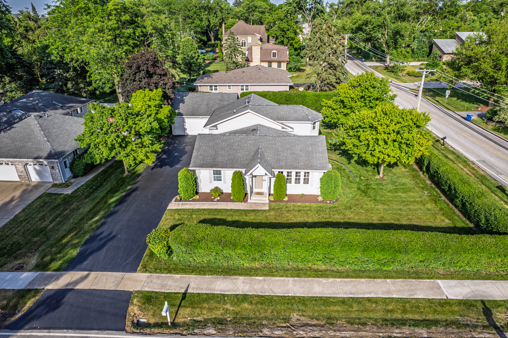 5009 Columbia Avenue, Lisle, IL 60532