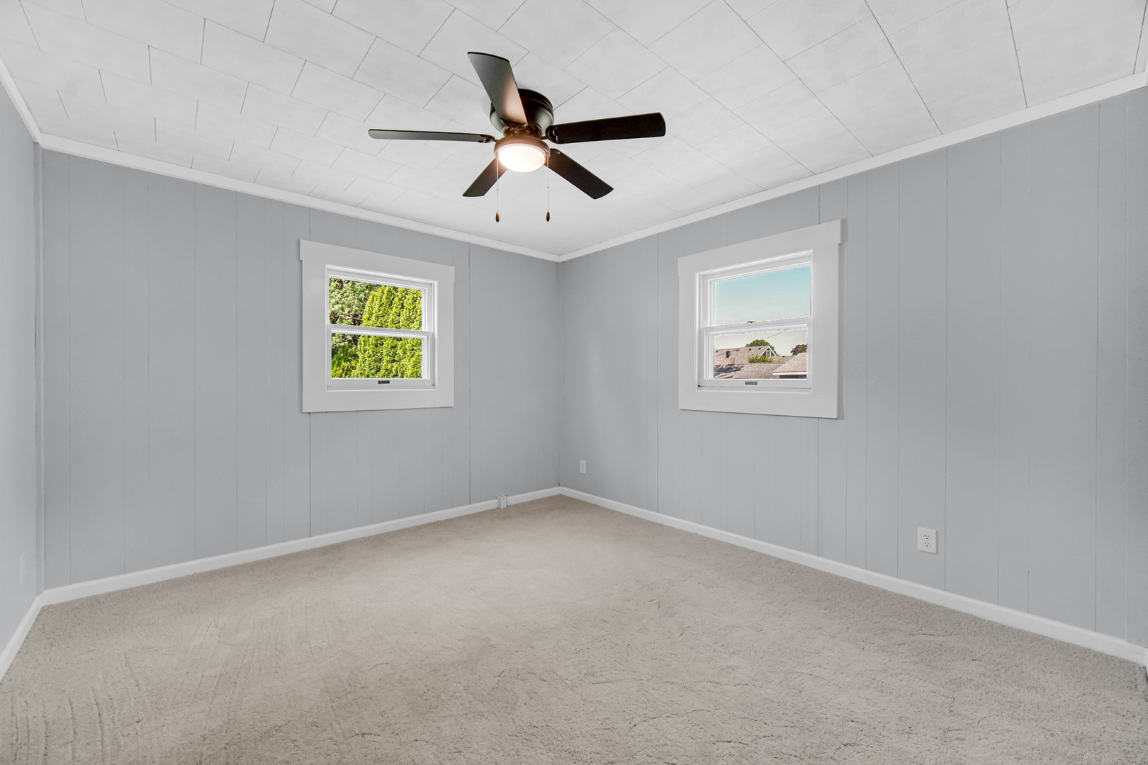 127 E 4th Avenue, New Lenox, IL 60451