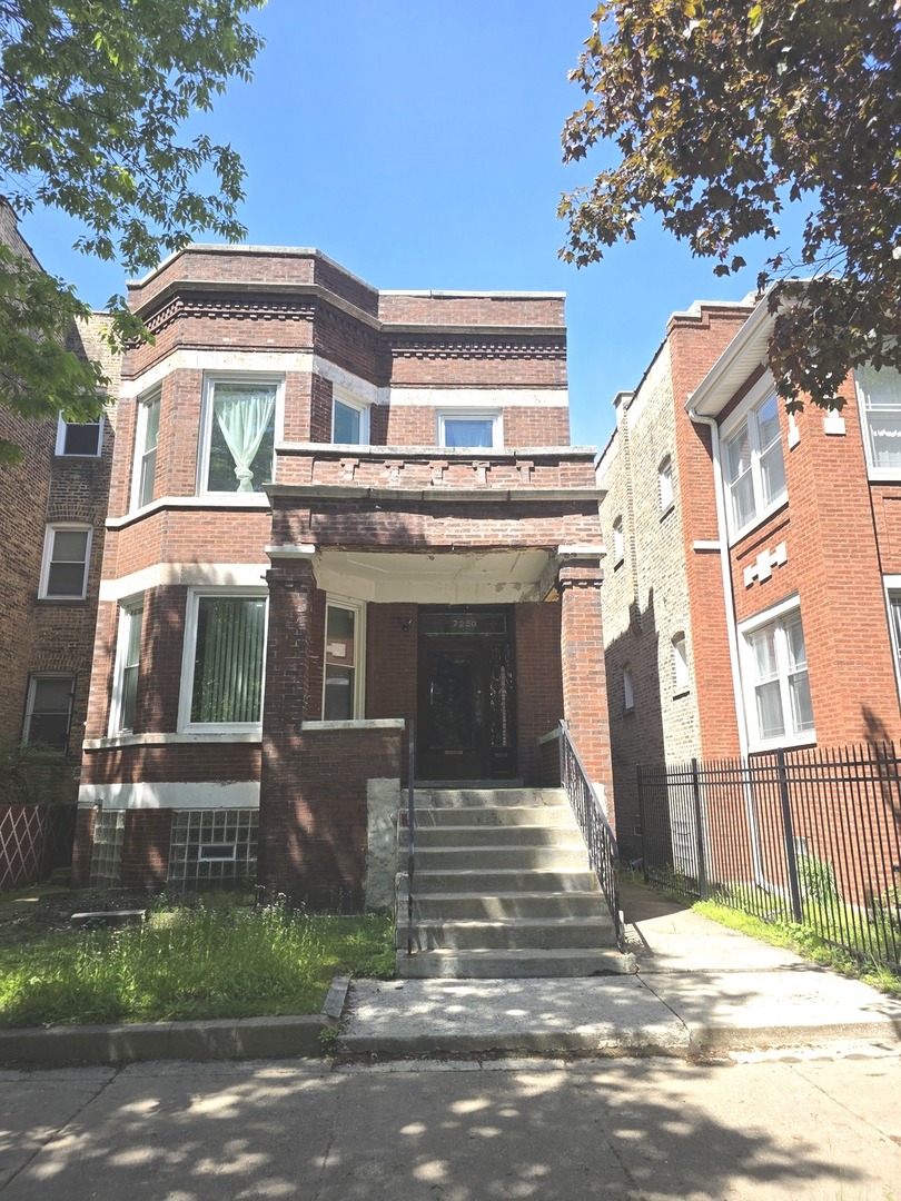 7250 S King Drive, Chicago, IL 60619