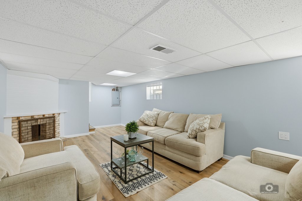 394 Calhoun Avenue, Calumet City, IL 60409
