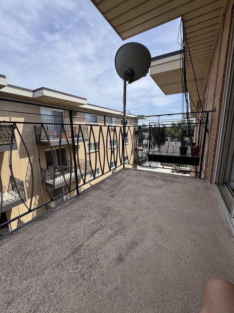 7432 W Washington Street #604, Forest Park, IL 60130