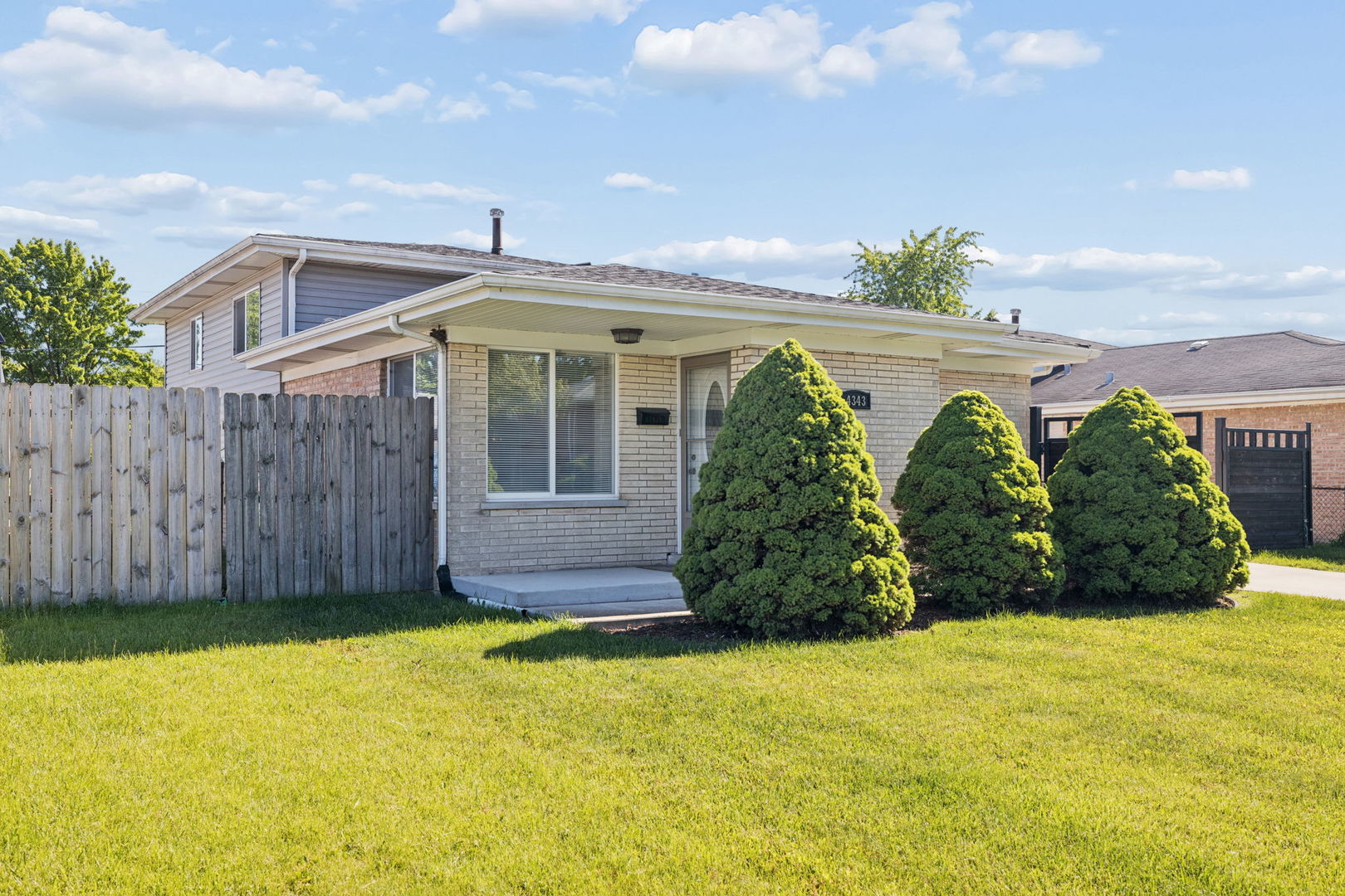 4343 Henry Street, Oak Forest, IL 60452