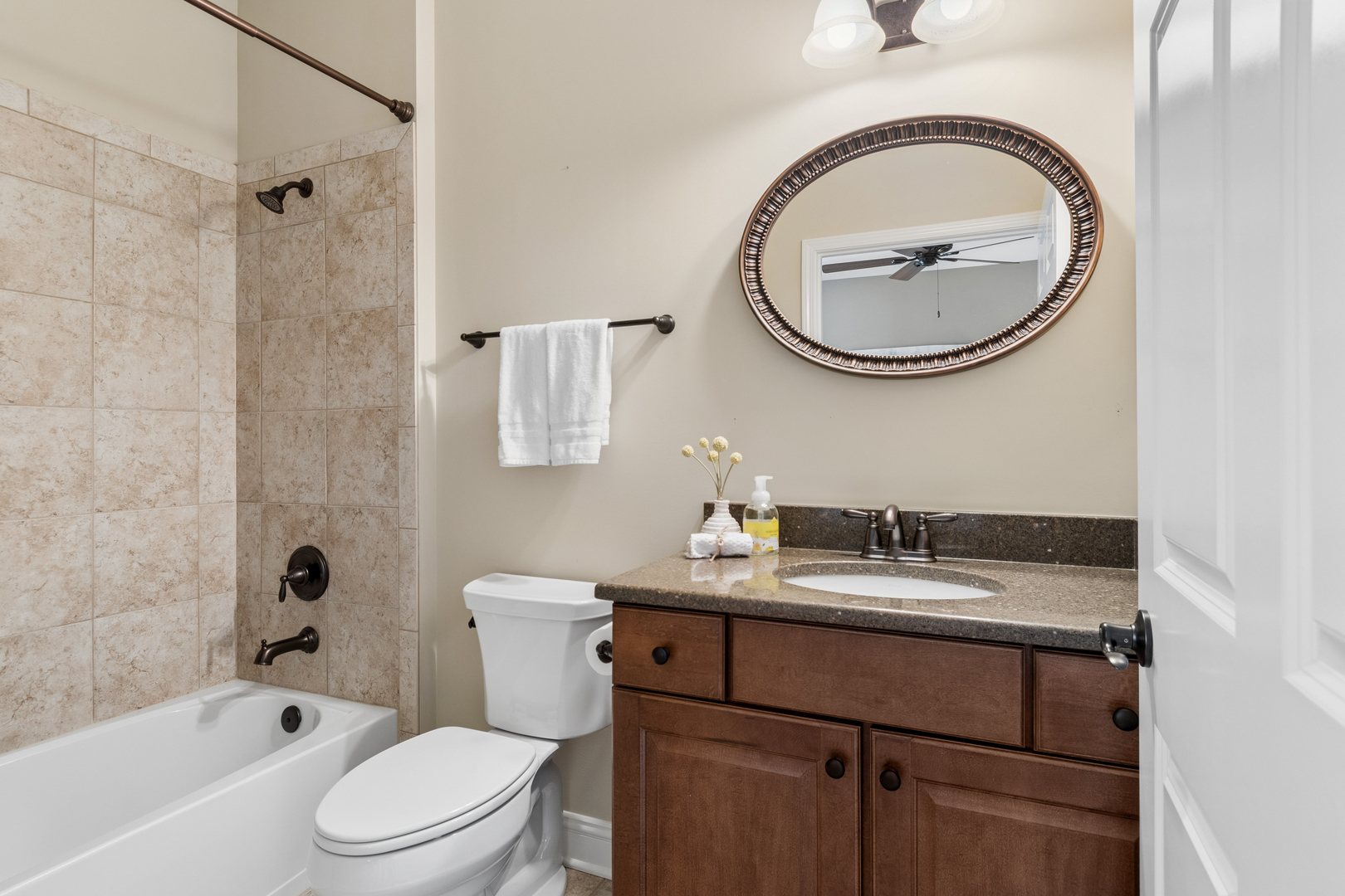 2807 Edgebrook Court, Naperville, IL 60564