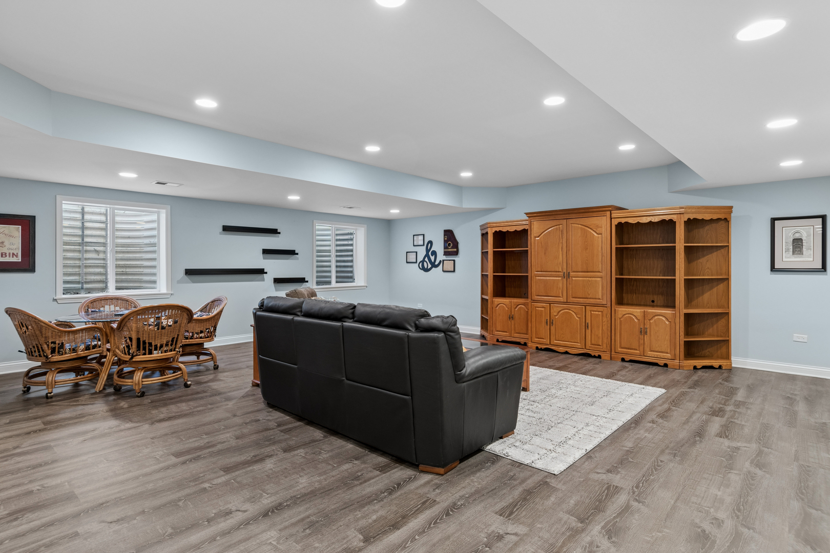 2807 Edgebrook Court, Naperville, IL 60564
