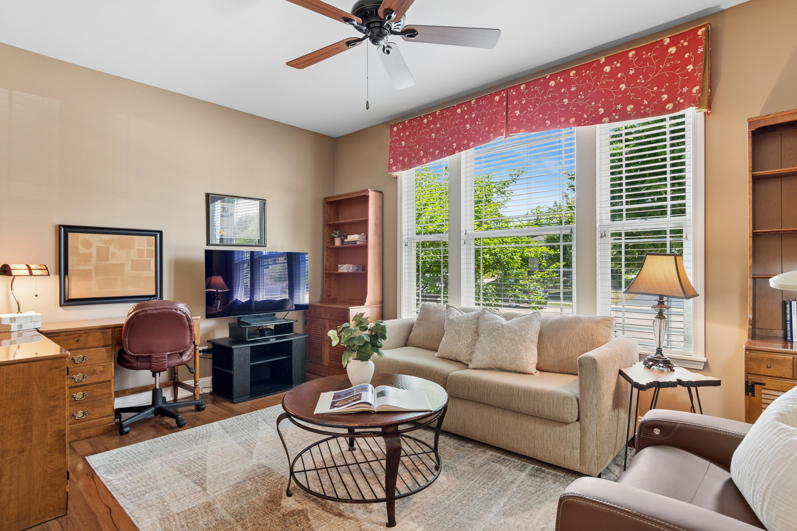 2807 Edgebrook Court, Naperville, IL 60564