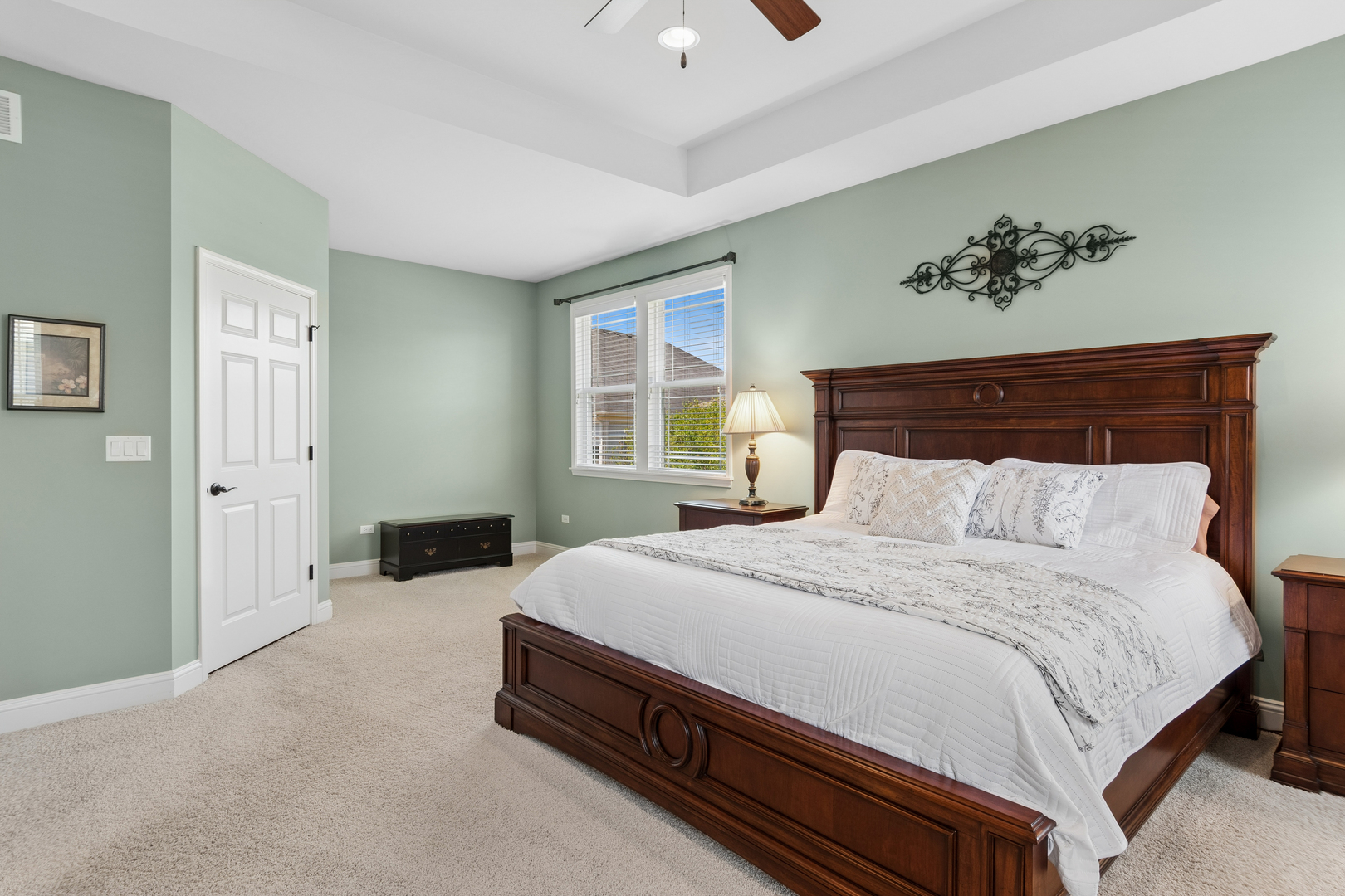 2807 Edgebrook Court, Naperville, IL 60564