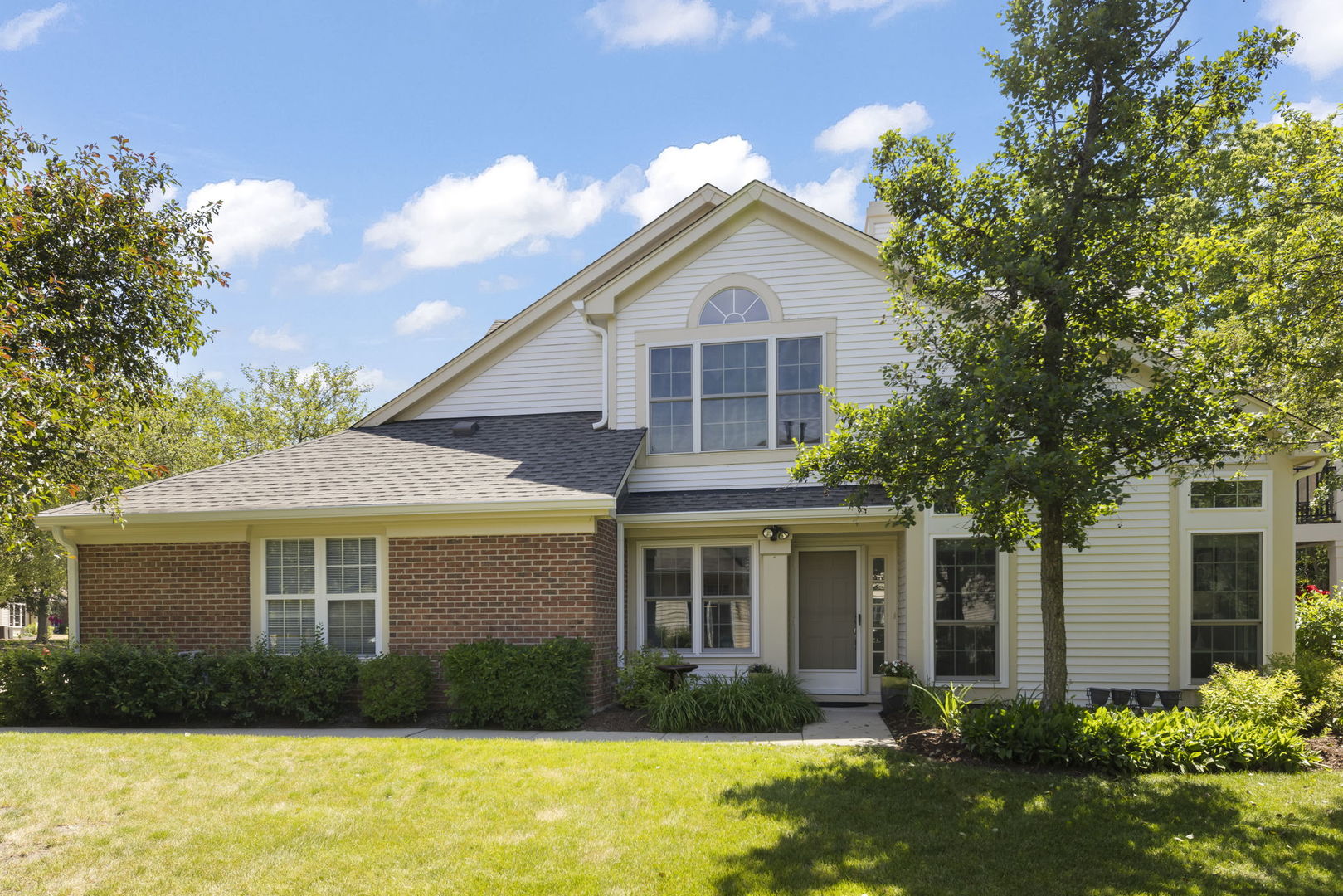 30W069 Penny Lane #0, Warrenville, IL 60555