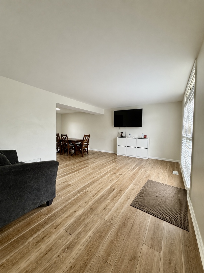 1610 Hartley Drive, Algonquin, IL 60102