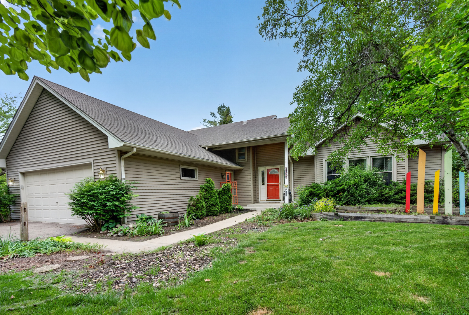 1389 Valayna Drive, Aurora, IL 60504
