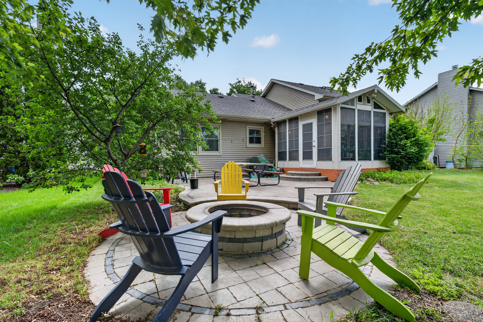 1389 Valayna Drive, Aurora, IL 60504