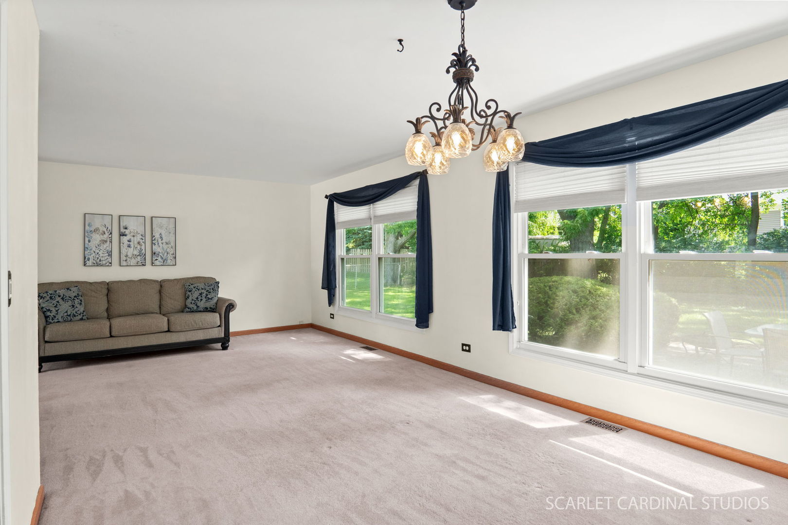 2021 Tiffany Drive, Schaumburg, IL 60194