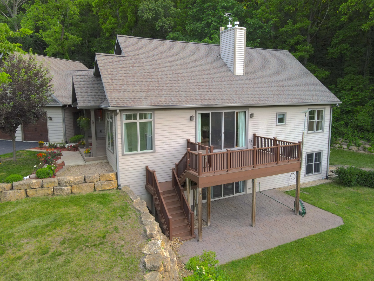 9496 S Hanover Hill Road, Hanover, IL 61041