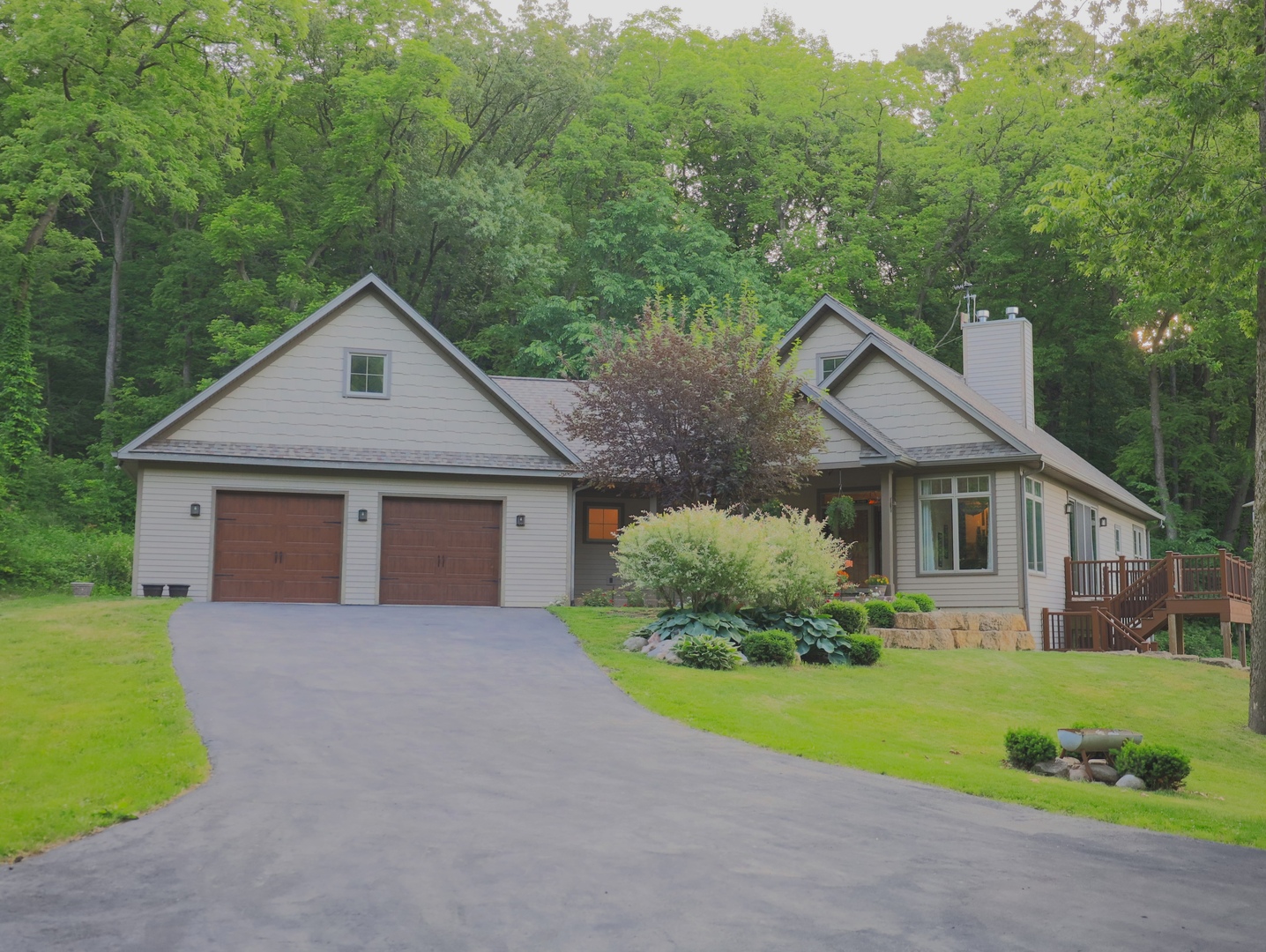 9496 S Hanover Hill Road, Hanover, IL 61041