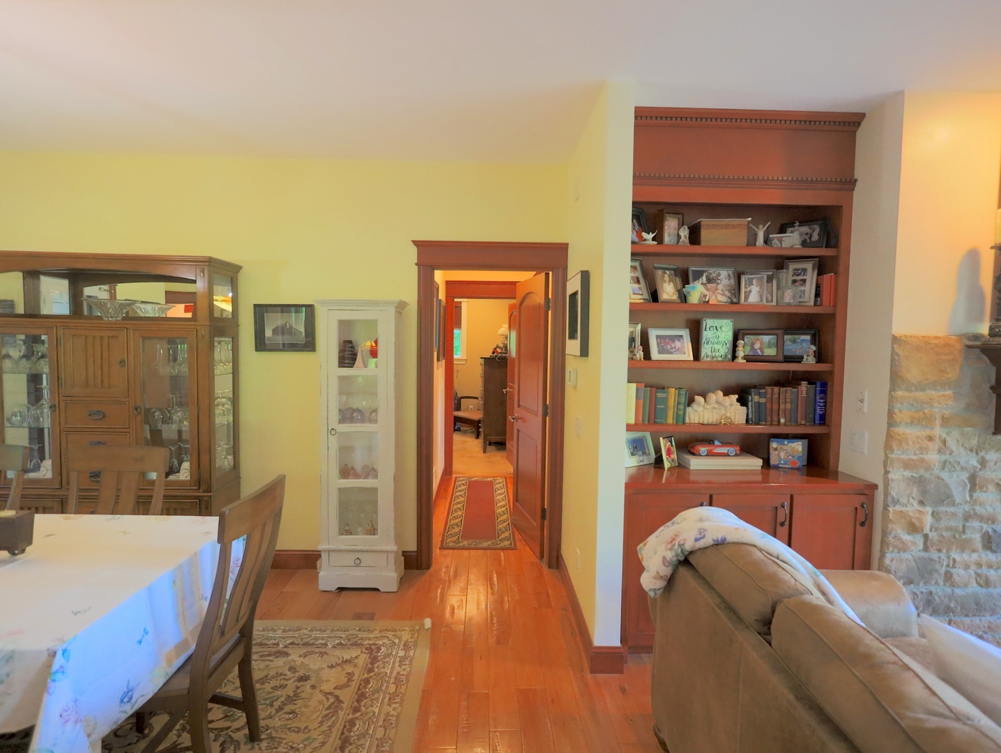9496 S Hanover Hill Road, Hanover, IL 61041