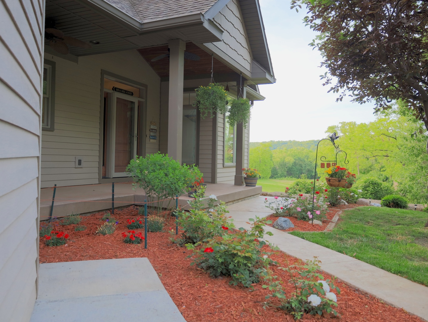 9496 S Hanover Hill Road, Hanover, IL 61041