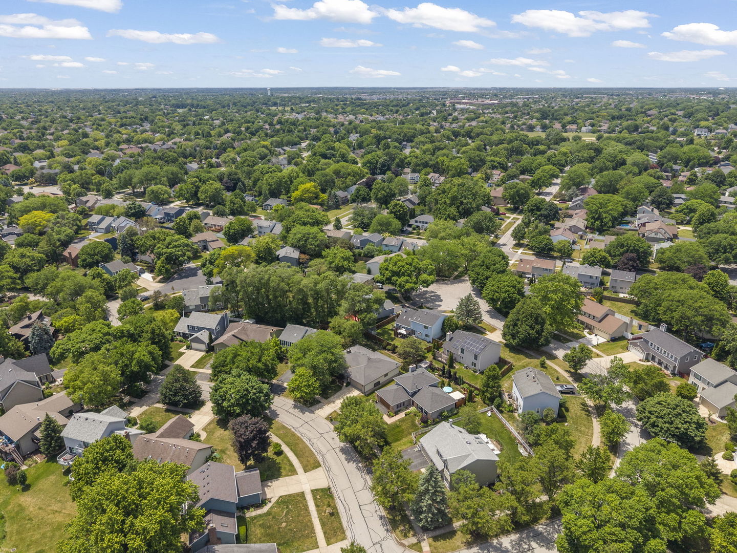 2717 Rolling Meadows Drive, Naperville, IL 60564
