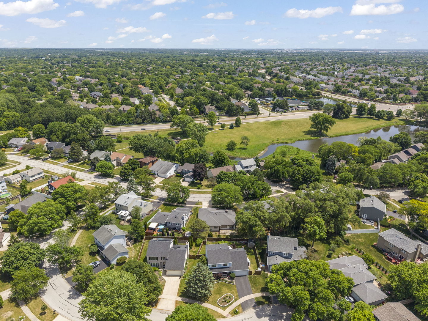 2717 Rolling Meadows Drive, Naperville, IL 60564