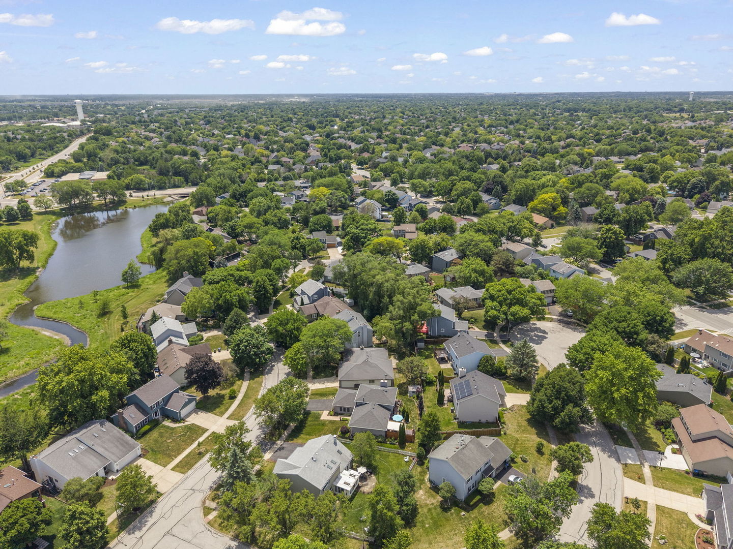 2717 Rolling Meadows Drive, Naperville, IL 60564