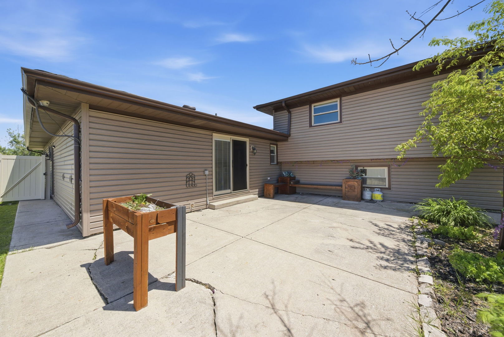 17050 88th Court, Orland Hills, IL 60487