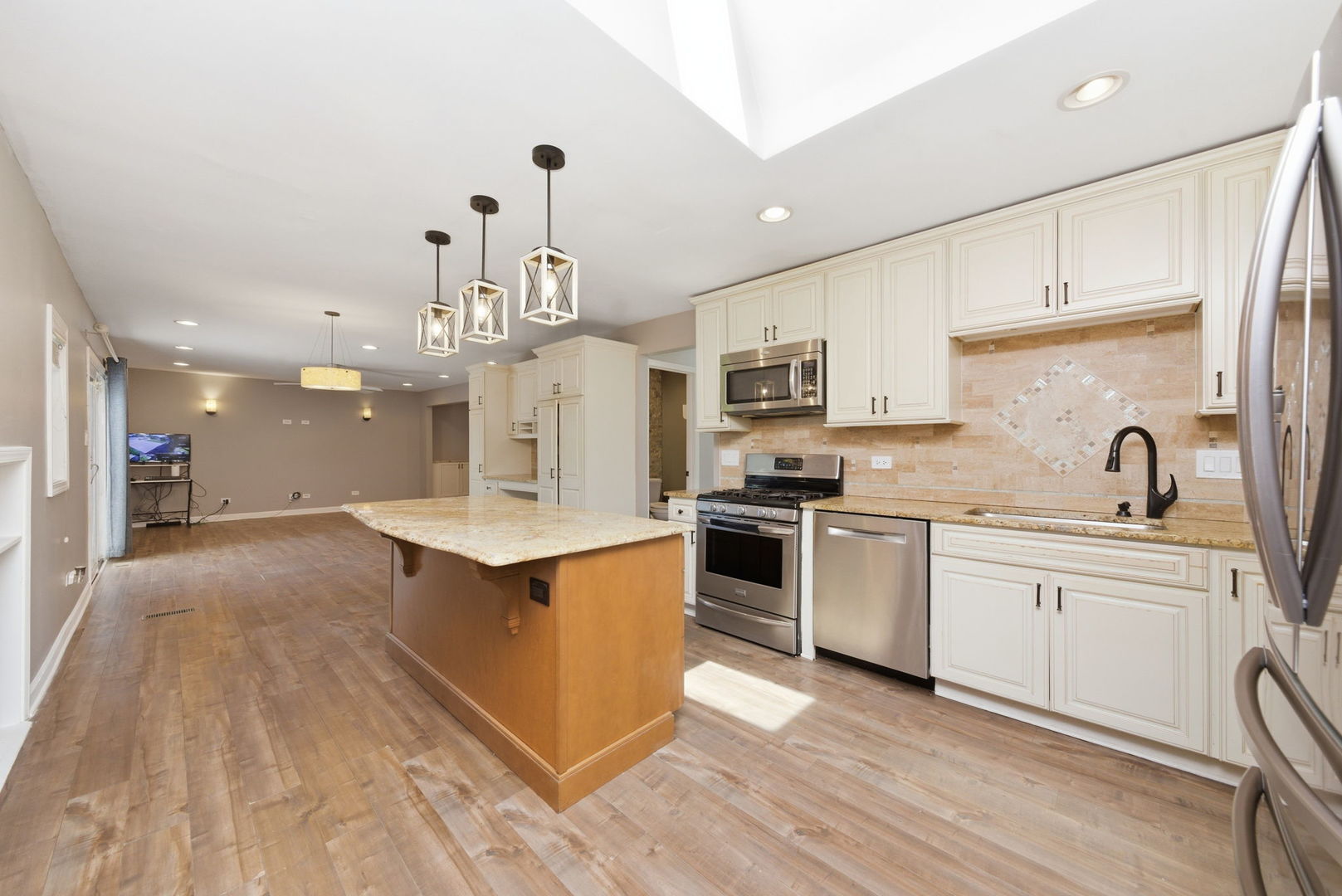 17050 88th Court, Orland Hills, IL 60487