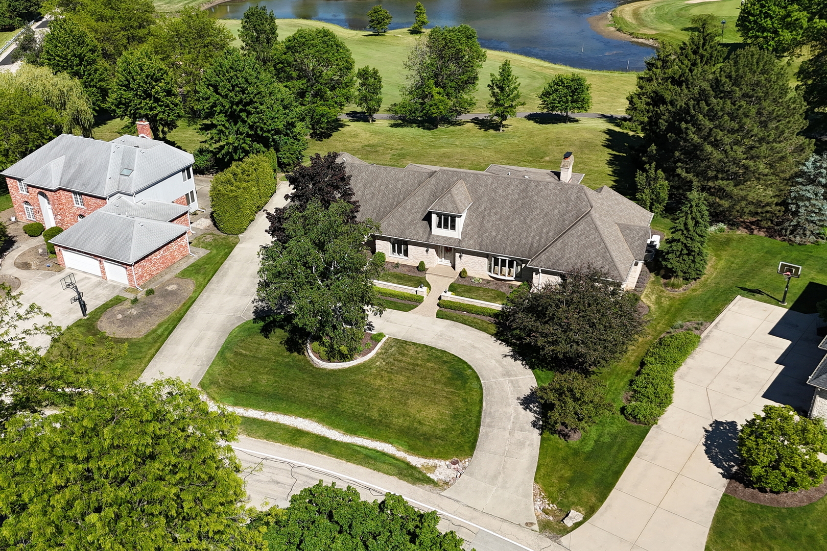 3011 Cyprus Court, Buffalo Grove, IL 60089