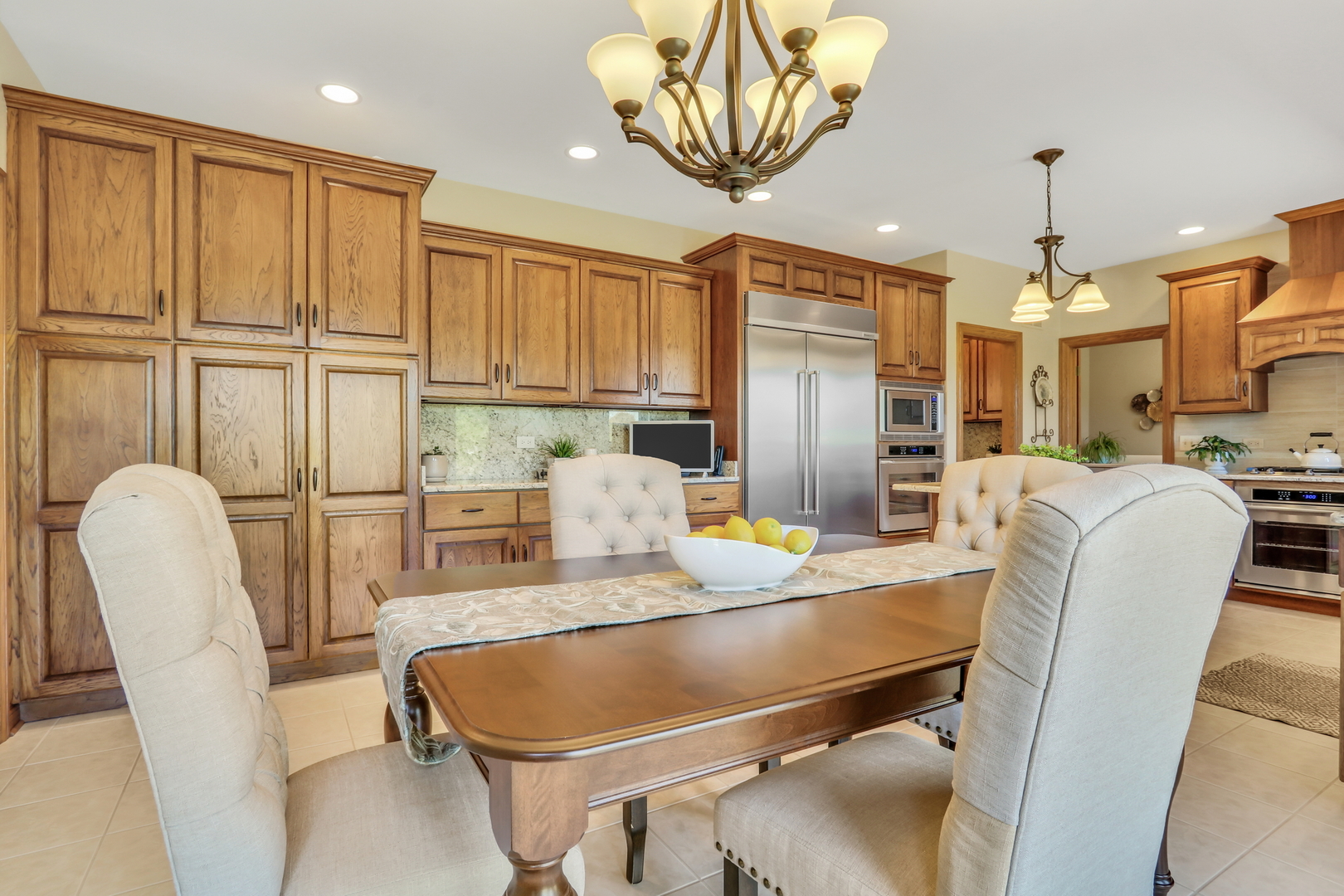 3011 Cyprus Court, Buffalo Grove, IL 60089