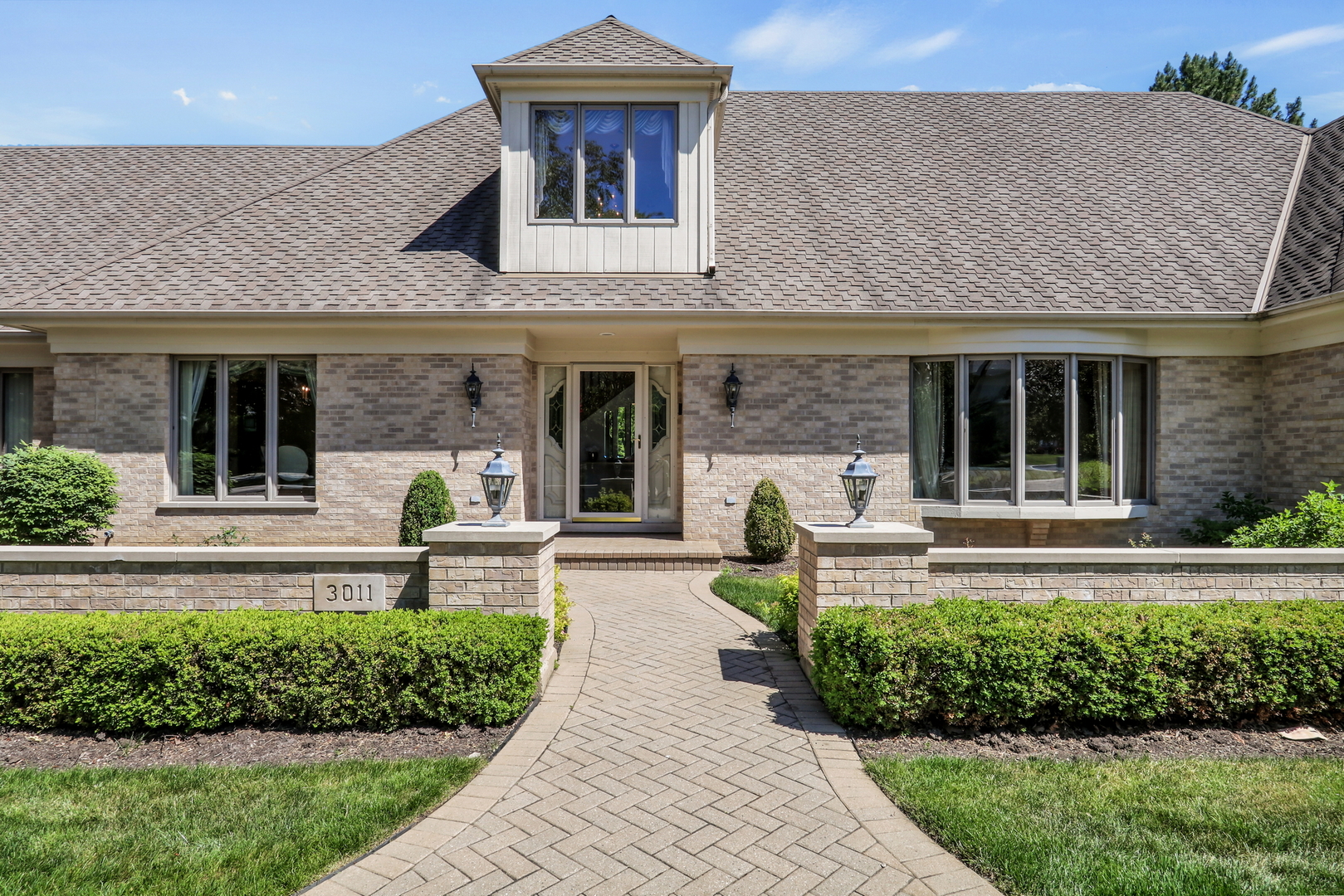 3011 Cyprus Court, Buffalo Grove, IL 60089