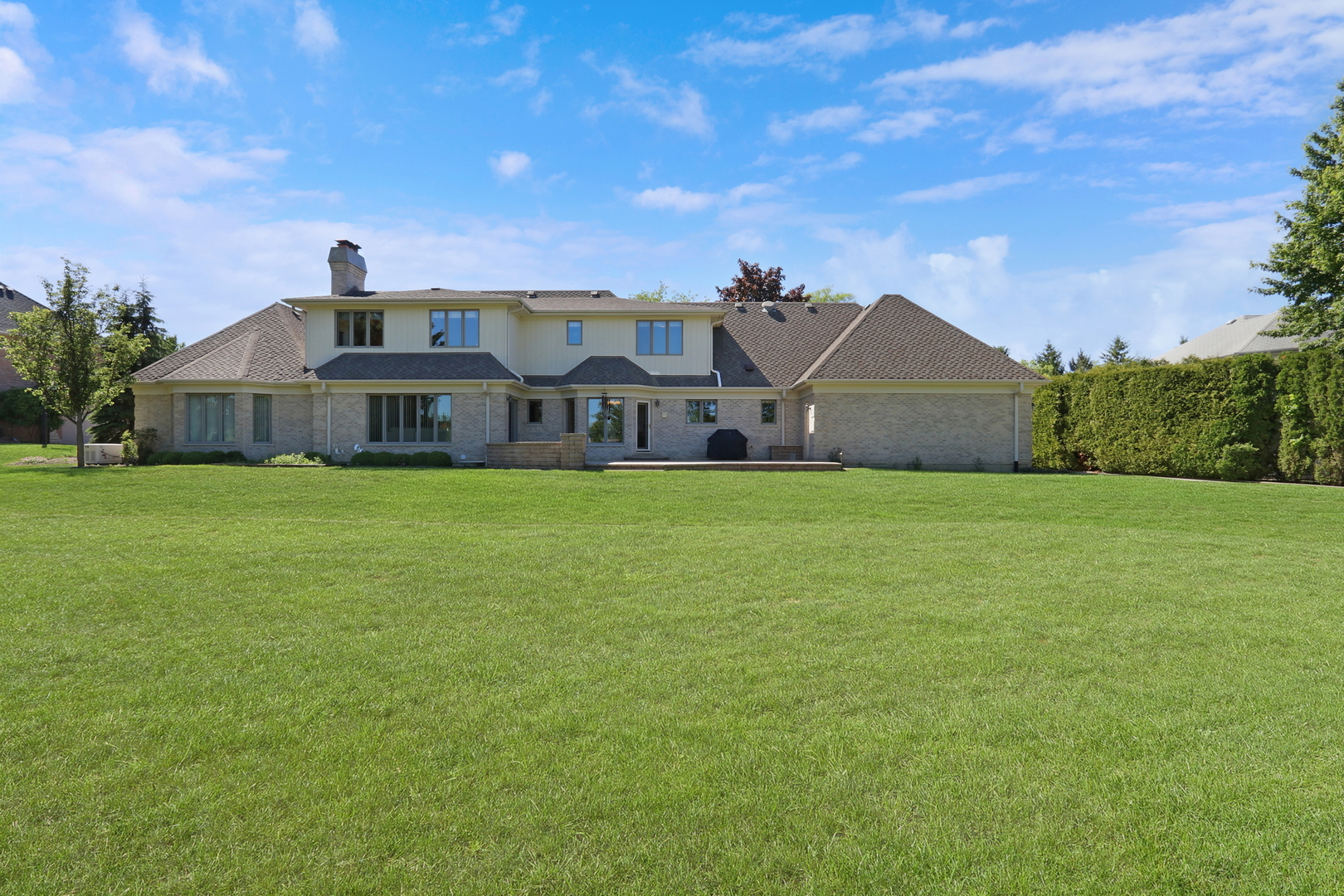 3011 Cyprus Court, Buffalo Grove, IL 60089