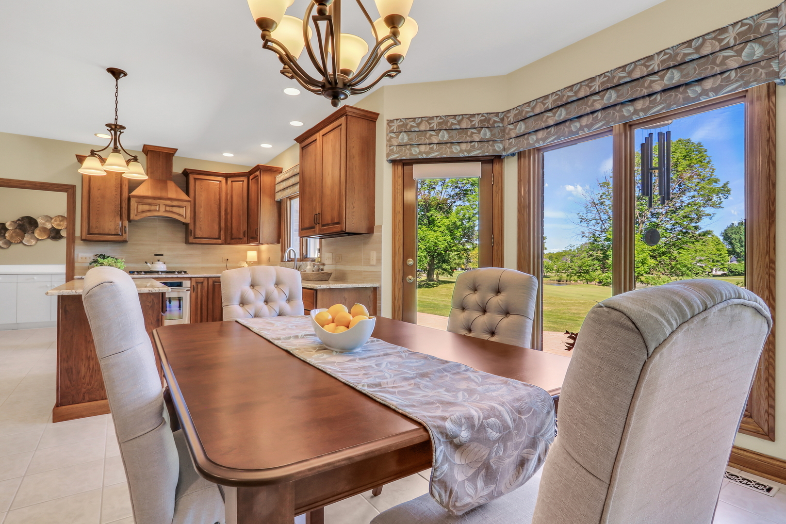 3011 Cyprus Court, Buffalo Grove, IL 60089