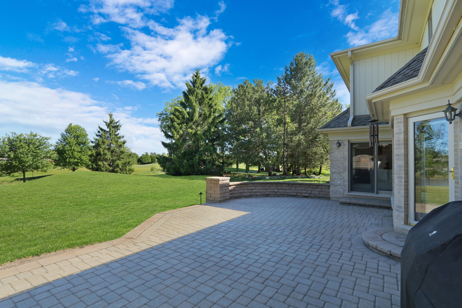 3011 Cyprus Court, Buffalo Grove, IL 60089