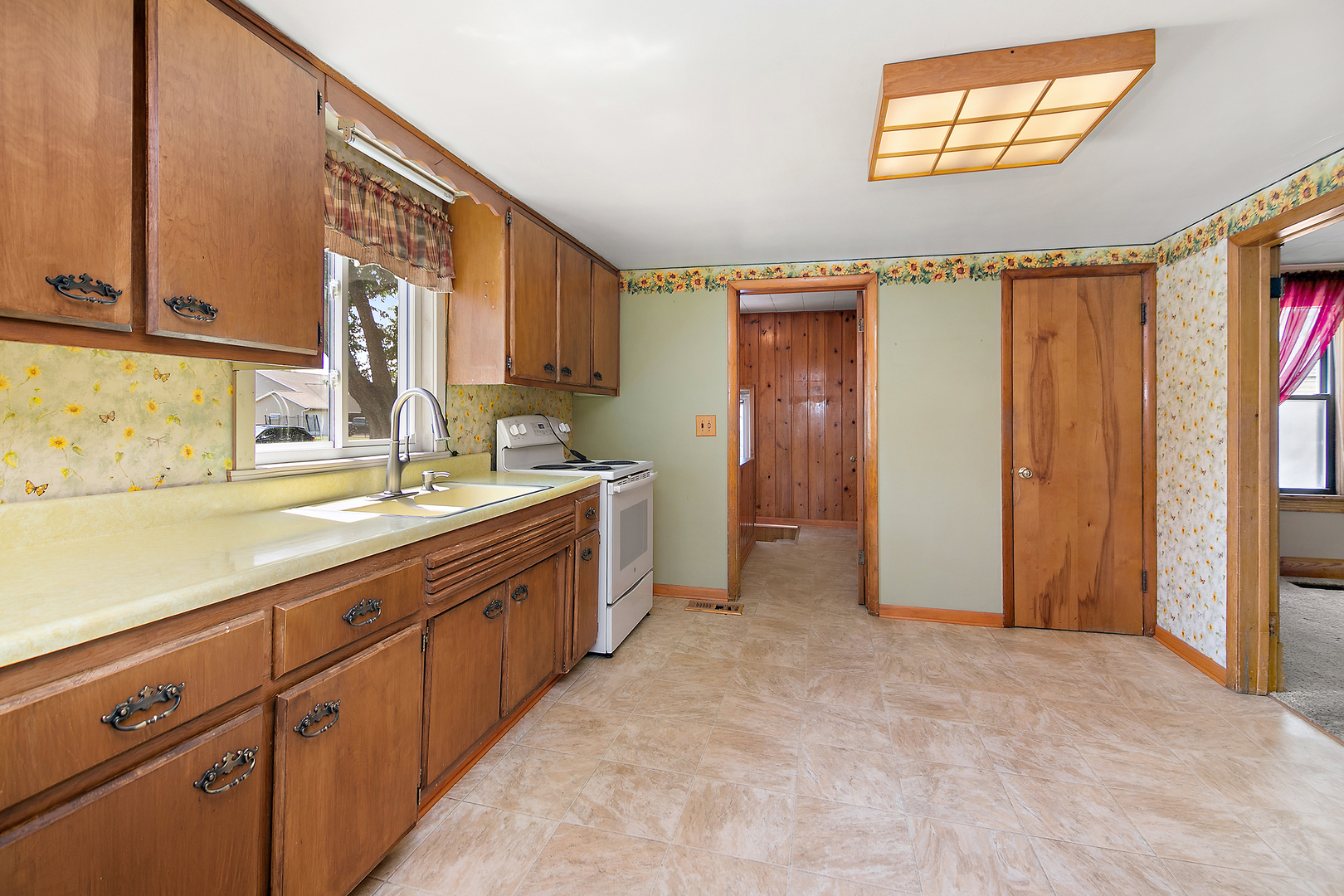 105 N Sixth Street, Ashkum, IL 60911