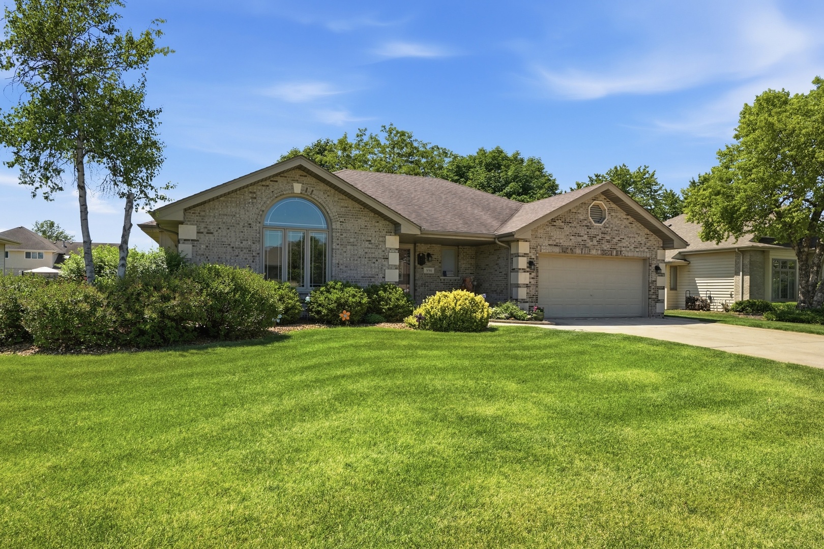 9911 195th Street, Mokena, IL 60448