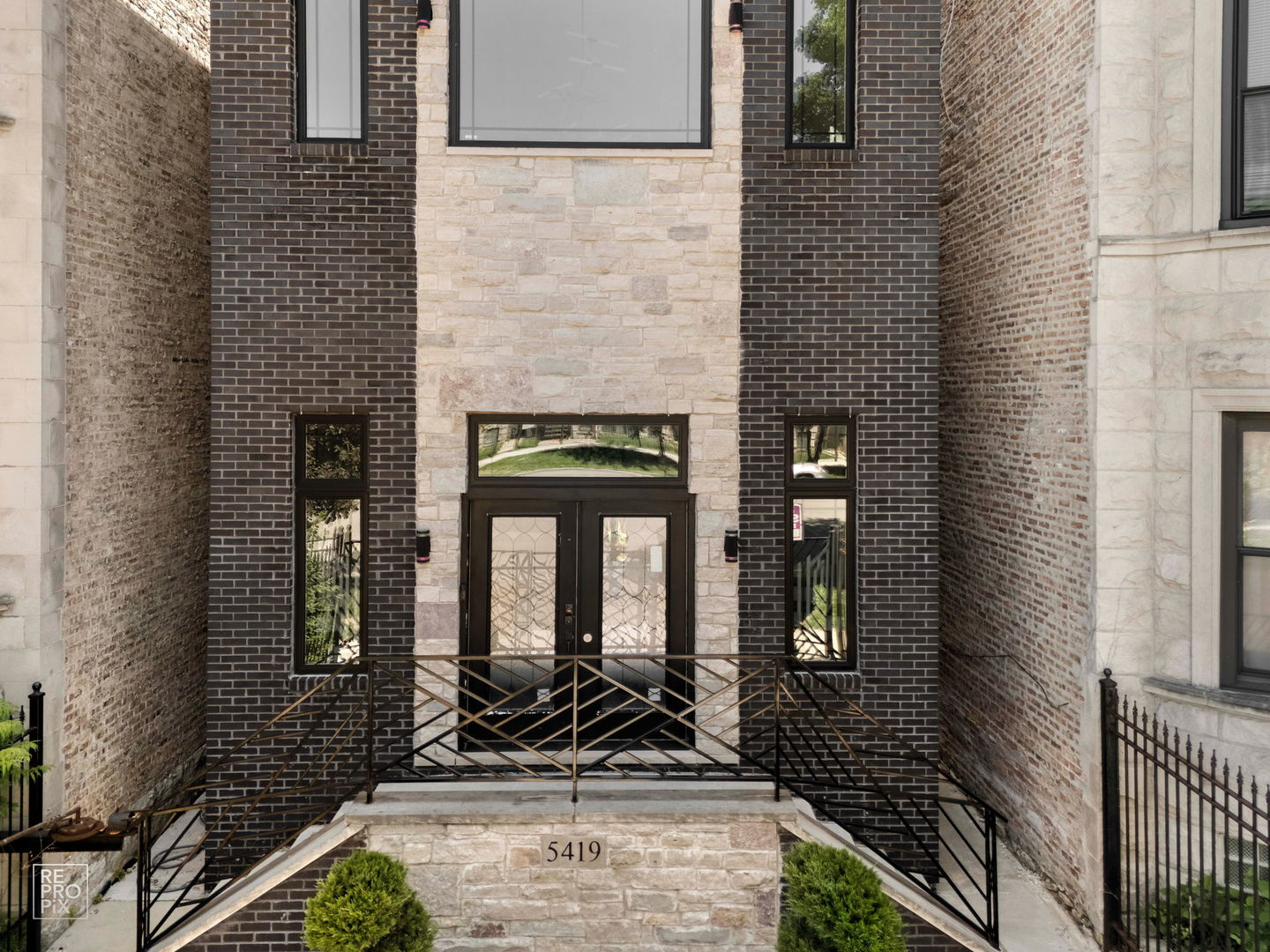 5419 S Michigan Avenue, Chicago, IL 60615